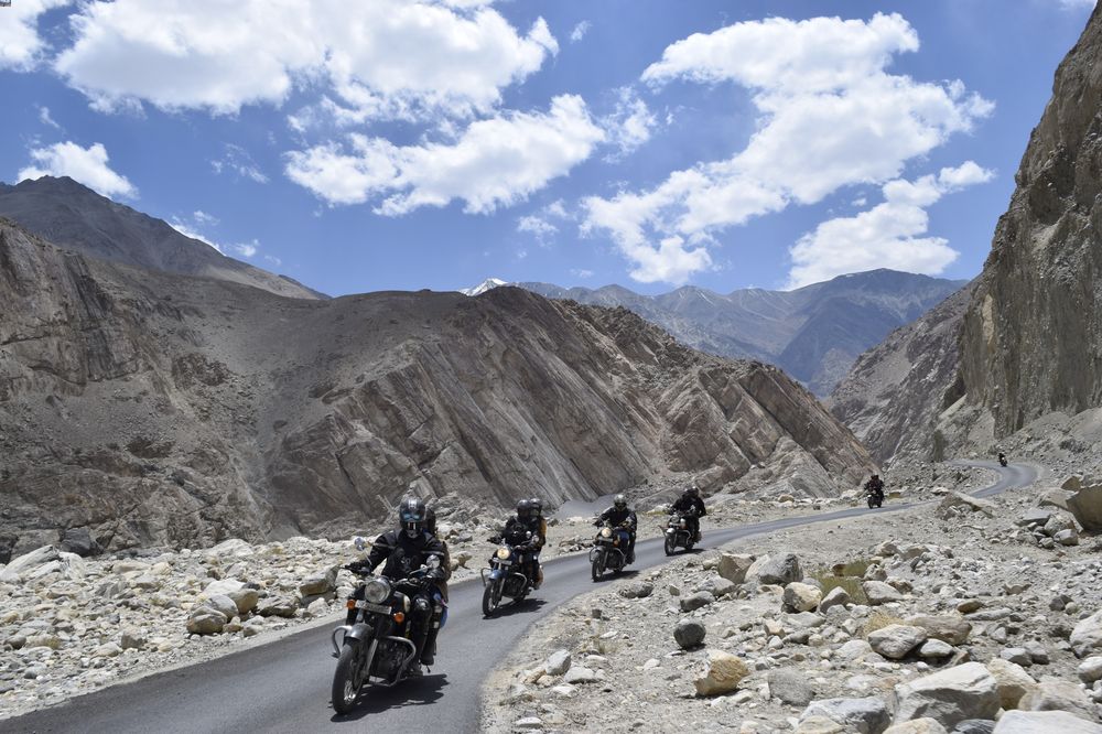 manali leh manali bike trip