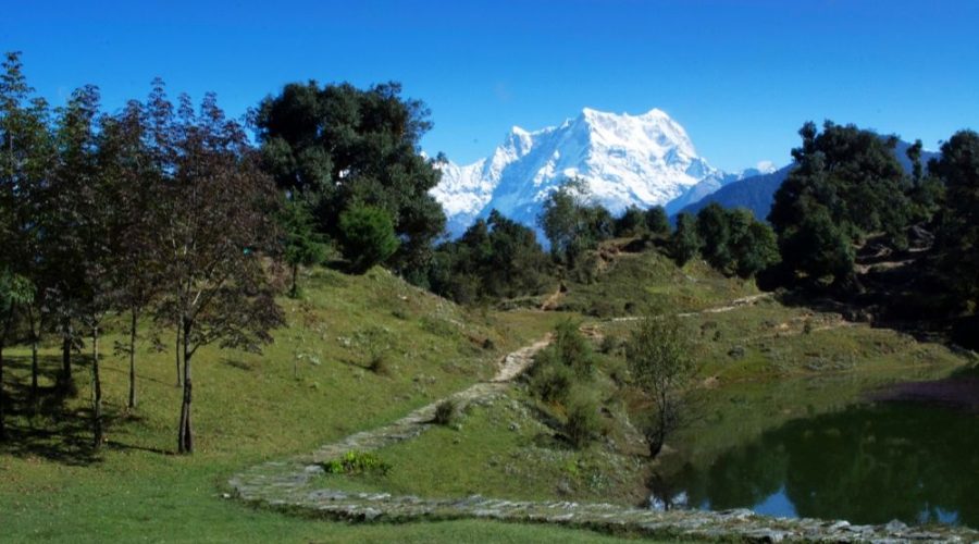 Chopta Chandrashila Trek with Deoriatal Advenchar