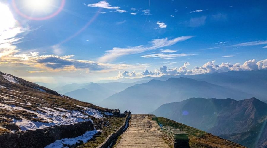 Chopta Chandrashila Trek with Deoriatal Advenchar